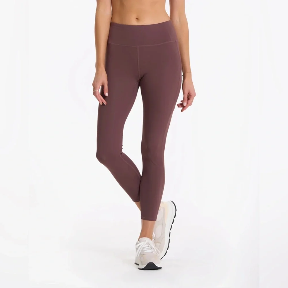 (VO-3) VUORI Stride Legging In Chestnut - Picture 2 of 5